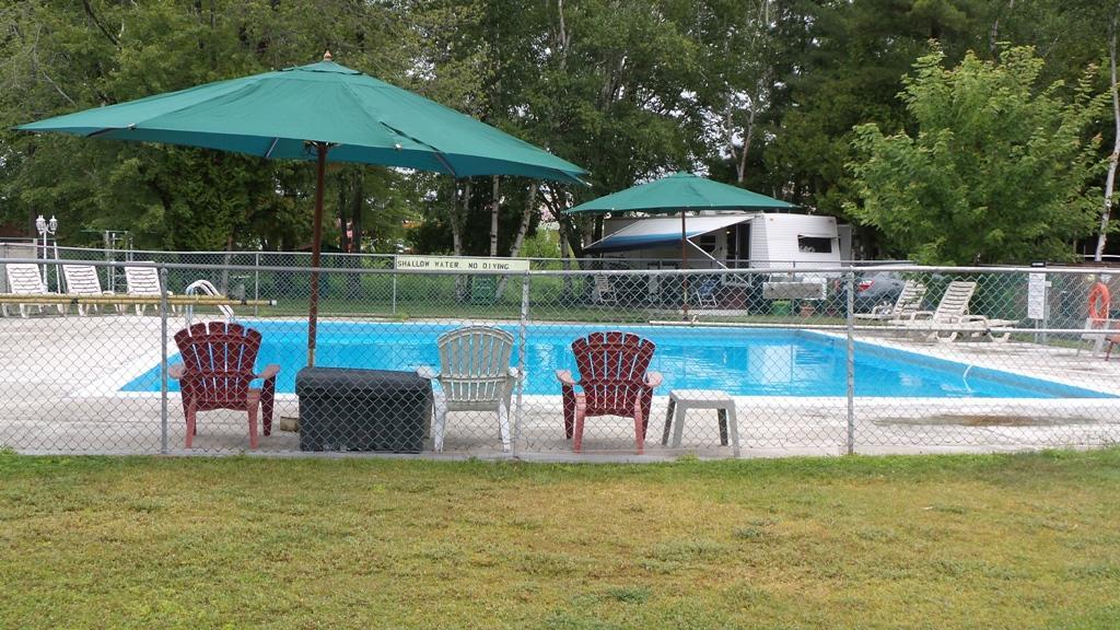 Franklin Motel, Tent & Trailer Park North Bay Exterior photo